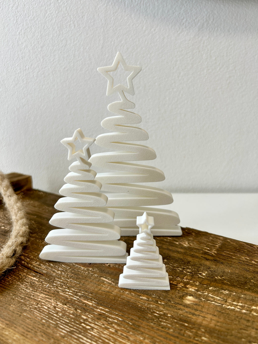Minimalistische 3D Weihnachtsbäume aus PLA | Moderne Weihnachtsdeko | Skandi Deko | Schwarz, Weiß, Oliv | Geschenkidee, Winterdeko