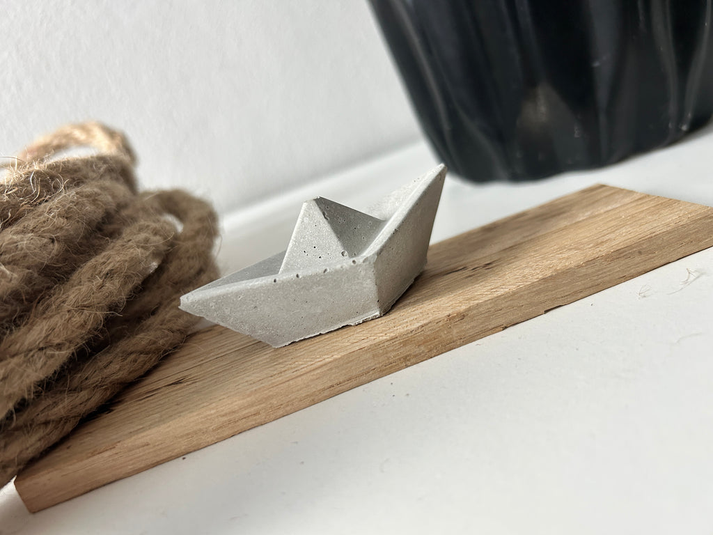 Origami Segelboot - Beton